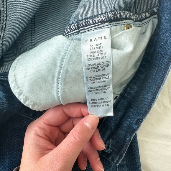 Frame Le Sylvie Crop Jeans - Picture 5 of 7